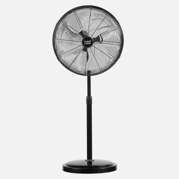 Ventilador de pie Africo 120W negro de 55 cm con altura regulable, 3 velocidades y flujo de aire potente para interior doméstico e industrial, modelo Abrila 181141009 en metal de aluminio.