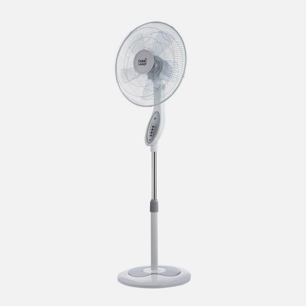 ```html
<img src=ruta-de-la-imagen.jpg alt=Ventilador de Pie Floxo Blanco/Gris 45W Abrila 183541001 title=Ventilador de Pie Floxo Blanco/Gris 45w Abrila con Mando, Oscilante y Temporizador>
```

He integrado las palabras clave relevantes tales como Ventilador de Pie, Floxo, Blanco/Gris, 45W, Abrila, y características específicas del producto como con mando, oscilante, y temporizador para mejorar el SEO de tu imagen.