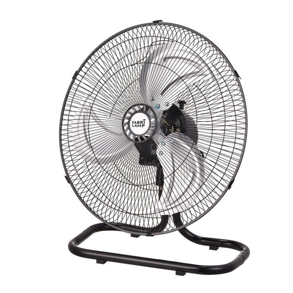 Propongamos algunas opciones:

Altimete todo en minúscula al principio ya que no va todo capitalizado.

Opción 1:
Ventilador industrial Recio negro de 50cm, modelo Abrila. Funciona 3 en 1: oscilante, para interior y domestico.

Opción 2:
Ventilador industrial Recio de 50cm 3 en 1 en color negro, plano y metal aluminio, perfecto para interiores y uso domedistico.

Opción:
Ventilador industrial 3 en 1 Recio 50cm modelo Abrila negro fuerte para interiores y uso domestico.