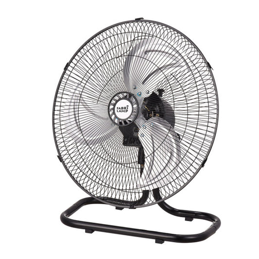 Propongamos algunas opciones:

Altimete todo en minúscula al principio ya que no va todo capitalizado.

Opción 1:
Ventilador industrial Recio negro de 50cm, modelo Abrila. Funciona 3 en 1: oscilante, para interior y domestico.

Opción 2:
Ventilador industrial Recio de 50cm 3 en 1 en color negro, plano y metal aluminio, perfecto para interiores y uso domedistico.

Opción:
Ventilador industrial 3 en 1 Recio 50cm modelo Abrila negro fuerte para interiores y uso domestico.