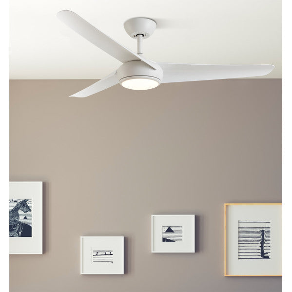 Una buena etiqueta alt imagen para tu producto podría ser:

Abrila Ventilador de techo Blanco en metal y policarbonato con led integrado y control remoto, modelo Patras 24W, 3 aspas, interior doméstico y ahorro de energía.

Esta descripción incluye:

1. La marca (Abrila)
2. La característica principal del ventilador (Ventilador de techo, Blanco, Metal y policarbonato)
3. Los detalles técnicos como led integrado y control remoto, que son aspectos clave de venta
4. La serie del modelo (Patras)
5. Detalles esp