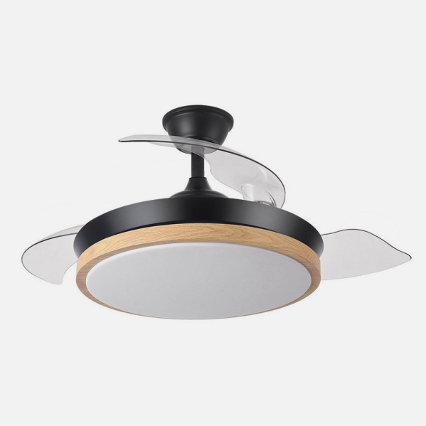 Alt txt:
Ventilador de techo DC Evros en color negro/haya con 72W de potencia de Abrila. Diseñado para uso en interiores domésticos, cuenta con aspas retráctiles, LED integrado, mando a distancia y temporizador. Motor DC eficiente y moderno.