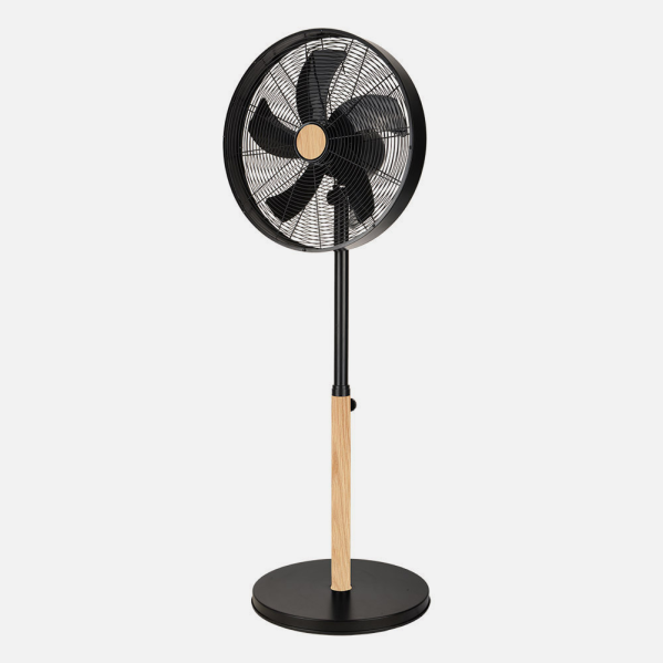 Aquí tienes una descripción optimizada para el atributo `alt` de la imagen del producto:

Ventilador de pie Falcon Negro/Haya 50W de la marca Abrila, modelo 210641088. Ventilador oscilante y rotatorio ideal para uso interior doméstico, fabricado en metal y ABS.

El texto incluye las palabras clave principales y describe de manera concisa las características del producto.