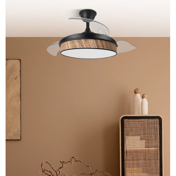 `alt=Ventilador DC Moda 72W Abrila, negro con aspas retráctiles y diseño cañizo oscuro para interiores`

Esta descripción incluye las palabras clave principales y secundarias utilizadas, optimizando la imagen para motores de búsqueda.