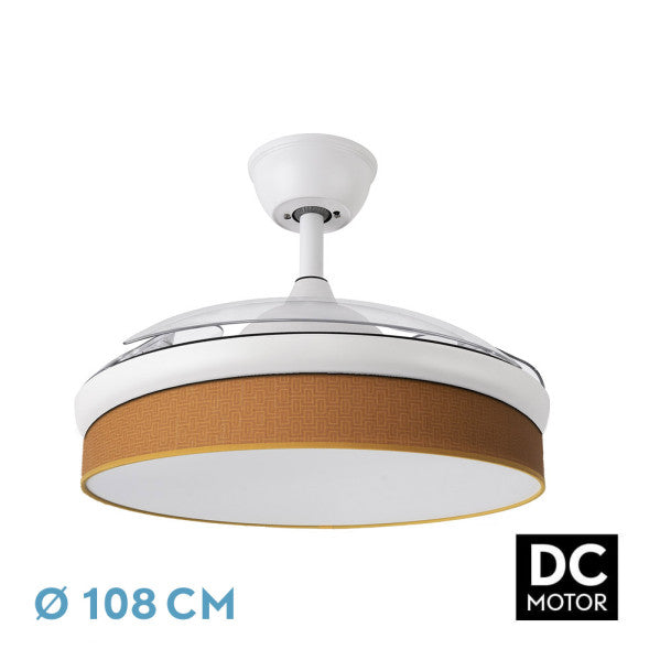 Ventilador de techo LED DC Abrila MODA, modelo 212490901. Diseño blanco con detalles en naranja, ideal para interiores domésticos. Equipado con iluminación LED de 7200 lúmenes y motor DC, perfecto para ventilación durante todo el año. Aspas retráctiles para un estilo moderno y funcional.
