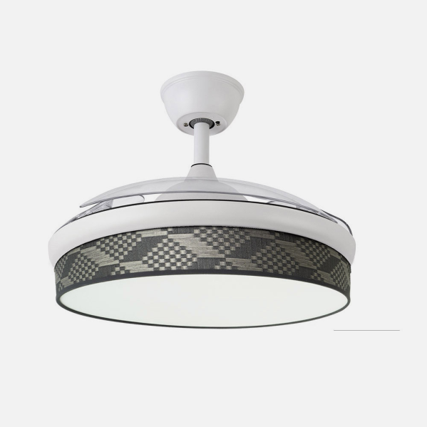 Alt Image: Ventilador de techo Abrila Moda en blanco y gris con motor DC y control remoto, modelo 212491101. Diseño minimalista con aspas retráctiles y LED integrado, ideal para interiores domésticos.

- Utiliza palabras clave relevantes: Abrila, ventilador de techo, motor DC, control remoto, aspas retráctiles, LED integrado, blanco y gris, diseño Moda, interior doméstico.
- Incluye el modelo del producto (212491101) para mayor especificación.
- Destaca características únicas como las aspas retráctiles y el