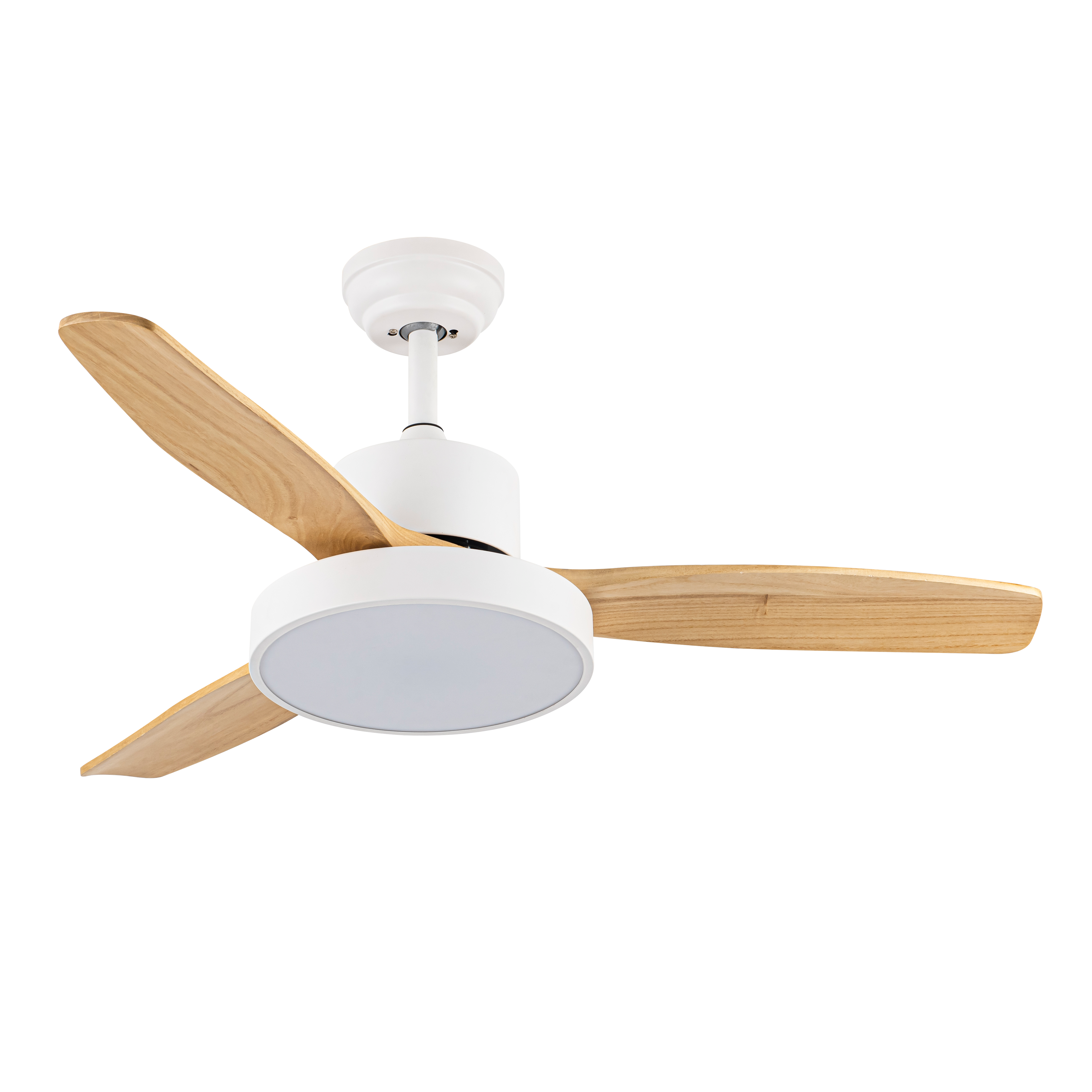 ```html
<img src=ruta/imagen-ventilador-techo-kavala.png alt=Ventilador de techo DC Kavala 48W Blanco/Haya con 6 velocidades, mando a distancia y LED integrado de Abrila />
```

Este alt text está diseñado para incluir las palabras clave más relevantes y describir claramente el producto, lo cual es óptimo para SEO.