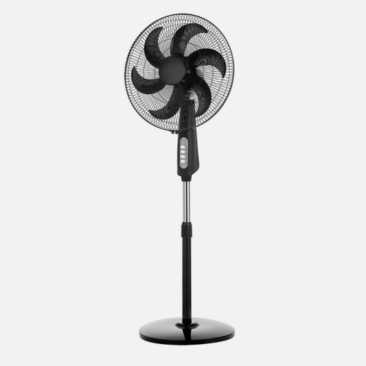Ventilador de pie Granizo Negro 85W de Abrila, modelo 214041009. Ventilador oscilante y de altura regulable, ideal para uso doméstico e interior. Diseño moderno en color negro. Potencia de 85W para un flujo de aire eficiente.