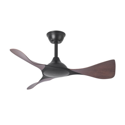 Ventilador de techo DC Caiman en negro y roble de Abrila, modelo 241691336 con 36W de potencia, motor DC eficiente, 6 velocidades ajustables, luz LED integrada y diseño en metal, ABS y policarbonato para interiores domésticos.