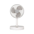 Ventilador portátil Jerico blanco y gris de Abrila, modelo 242171028 con 5W de potencia, motor DC inalámbrico y recargable, ideal para uso doméstico en interiores.