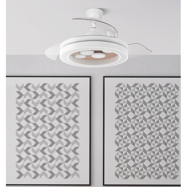 Ventilador de techo Cupido 55W Blanco/Haya de Abrila con aspas retráctiles, motor DC eficiente, LED integrado y control por app y remoto, modelo 242691368 ideal para interiores domésticos en verano e invierno.