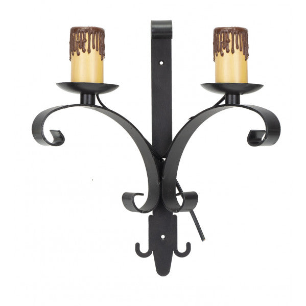 Aplique rústico de pared Abrila RUEDA 2xE27 en marrón, medidas 35x32x18 cm, ideal para iluminación rústica en casa de campo, decoración interior y restaurantes, fabricado en metal y policarbonato.