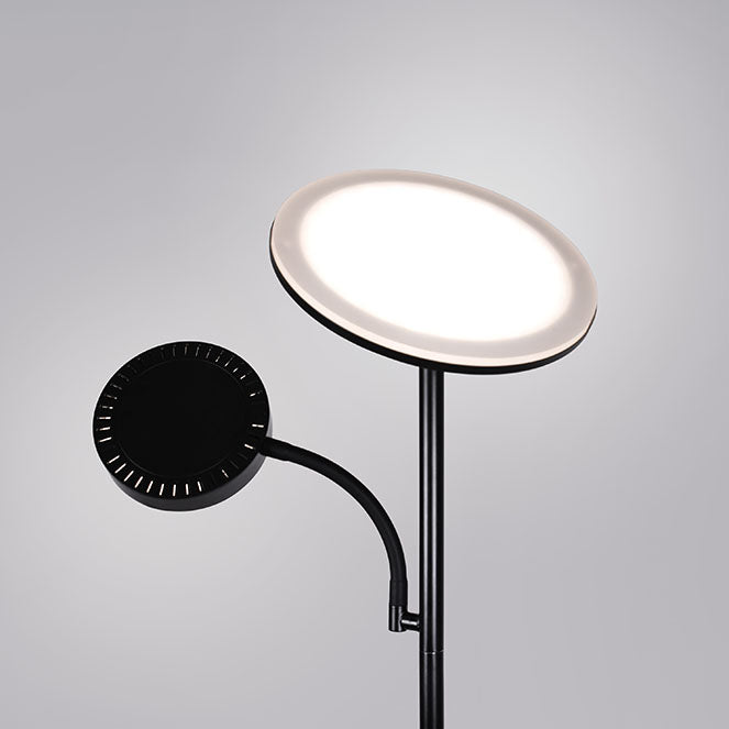 Lámpara de pie con luz dimmable ideal para ajustar la intensidad