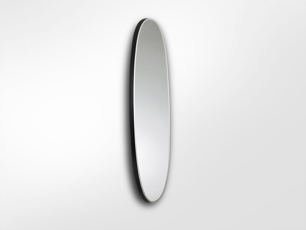 Espejo ovalado negro Aries 136x36 cm para recibidor o salón - Diseño moderno y minimalista de Schuller con marco de DM y cristal.