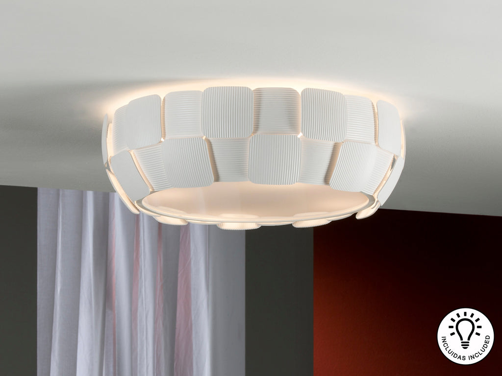 Plafón Quios 4L Blanco Mate Schuller (124011) - Iluminación moderna y minimalista para dormitorio y salón, fabricado en metal y policarbonato.