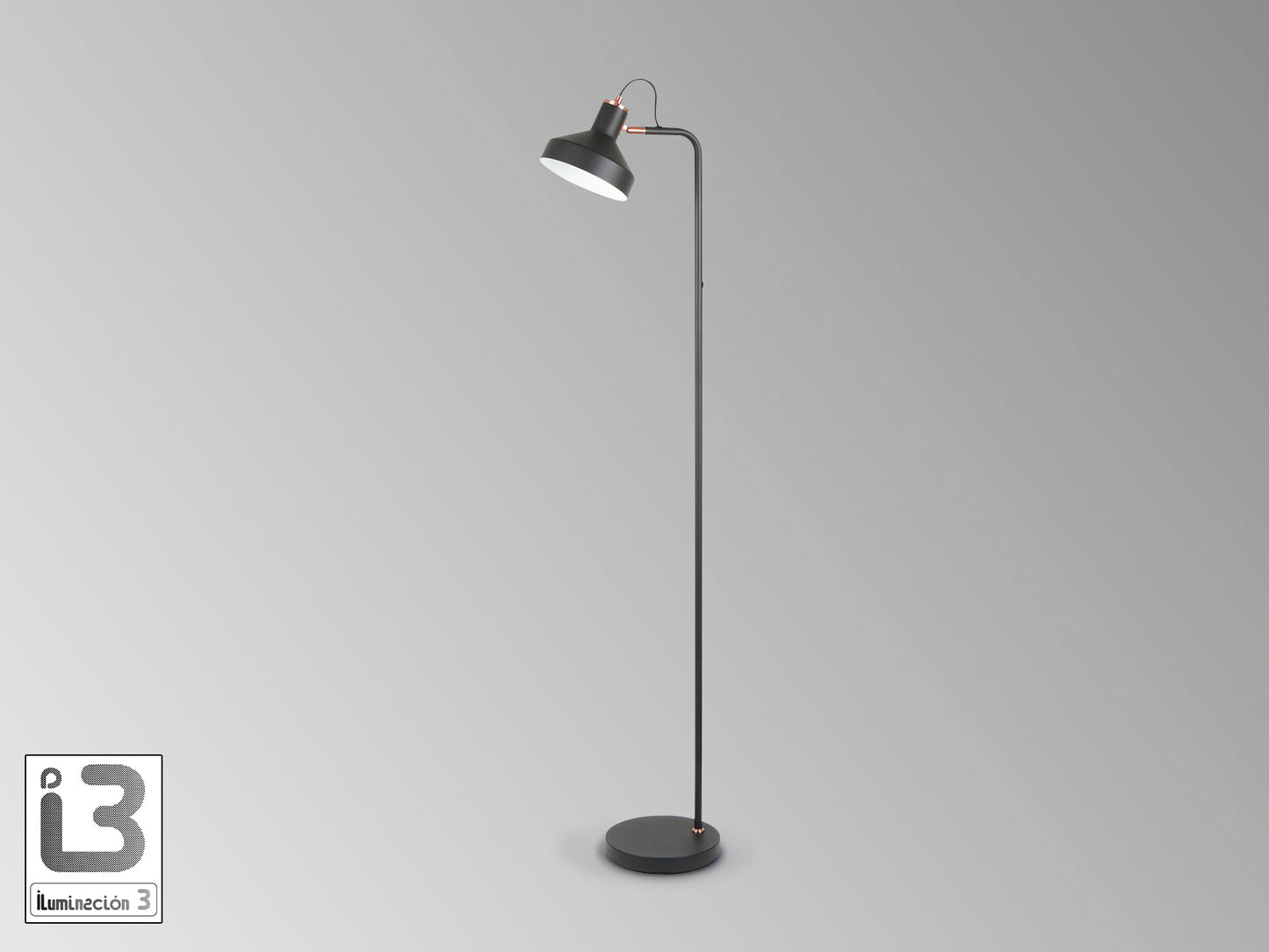 Lámpara de pie Irias negro mate y cobre de Schuller en salón moderno | Iluminación interior con detalles en metal y diseño ai