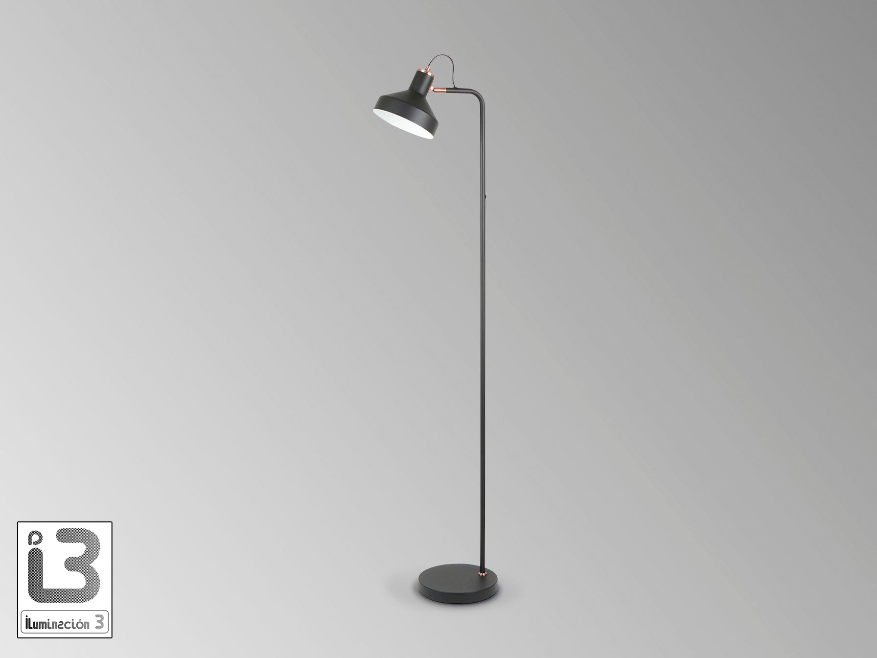 Lámpara de pie Irias negro mate y cobre de Schuller en salón moderno | Iluminación interior con detalles en metal y diseño ai