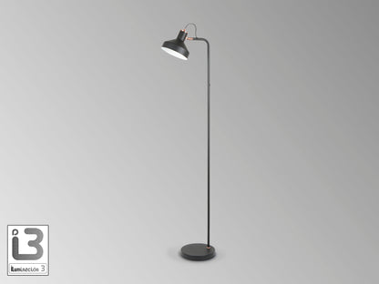 Lámpara de pie Irias negro mate y cobre de Schuller en salón moderno | Iluminación interior con detalles en metal y diseño ai