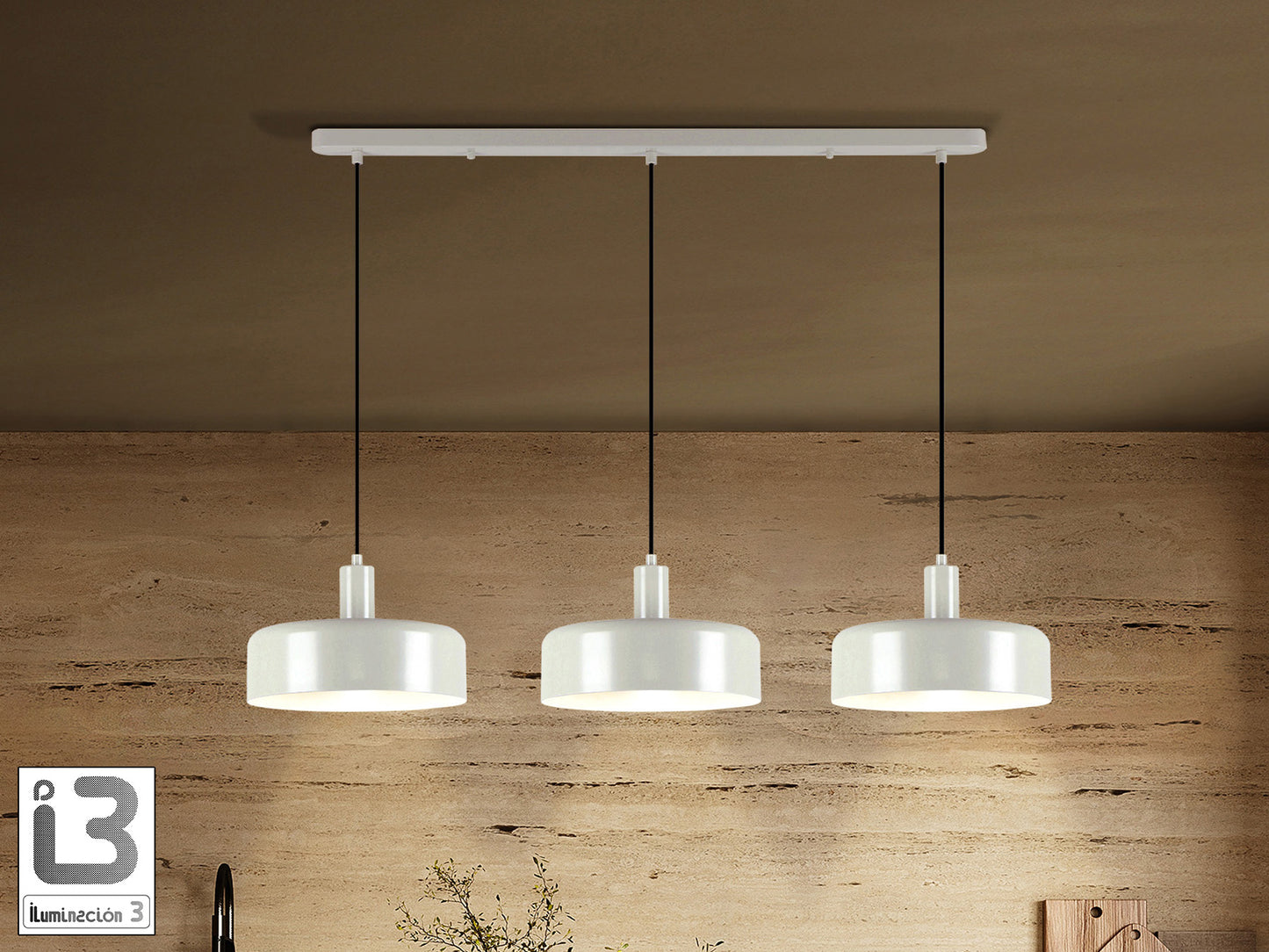 Lámpara de techo Alessia 3 luces gris perla mate para comedor o salón, de metal moderno y regulable en altura. Producto Schuller (12578).