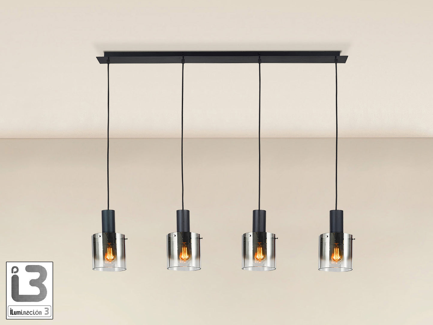 Lámpara de techo I3-Venize negra smoke de Schuller en salón moderno con cristal y metal, ideal para iluminación industrial.