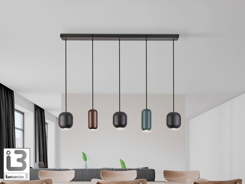 Lámpara de techo Nimes negra de metal con 5 luces, regulable en altura, ideal para comedor y salón. Estilo moderno de Schuller en color negro, marrón y verde.