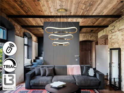 Lámpara de techo Naos 3 aros oro rosa de Schuller iluminando un salón moderno, con diseño regulable y luz cálida para el hogar.