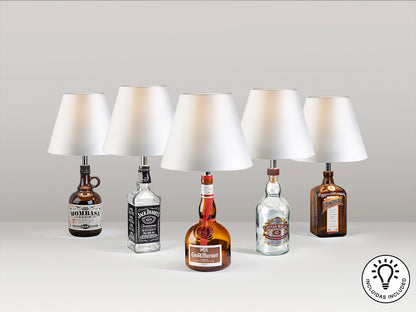 Kit de sobremesa Schuller 167239 con pantalla blanca y base cromada. Lámpara de botella moderna para salón, ideal para proyectos DIY. Diseño en metal y tejido.