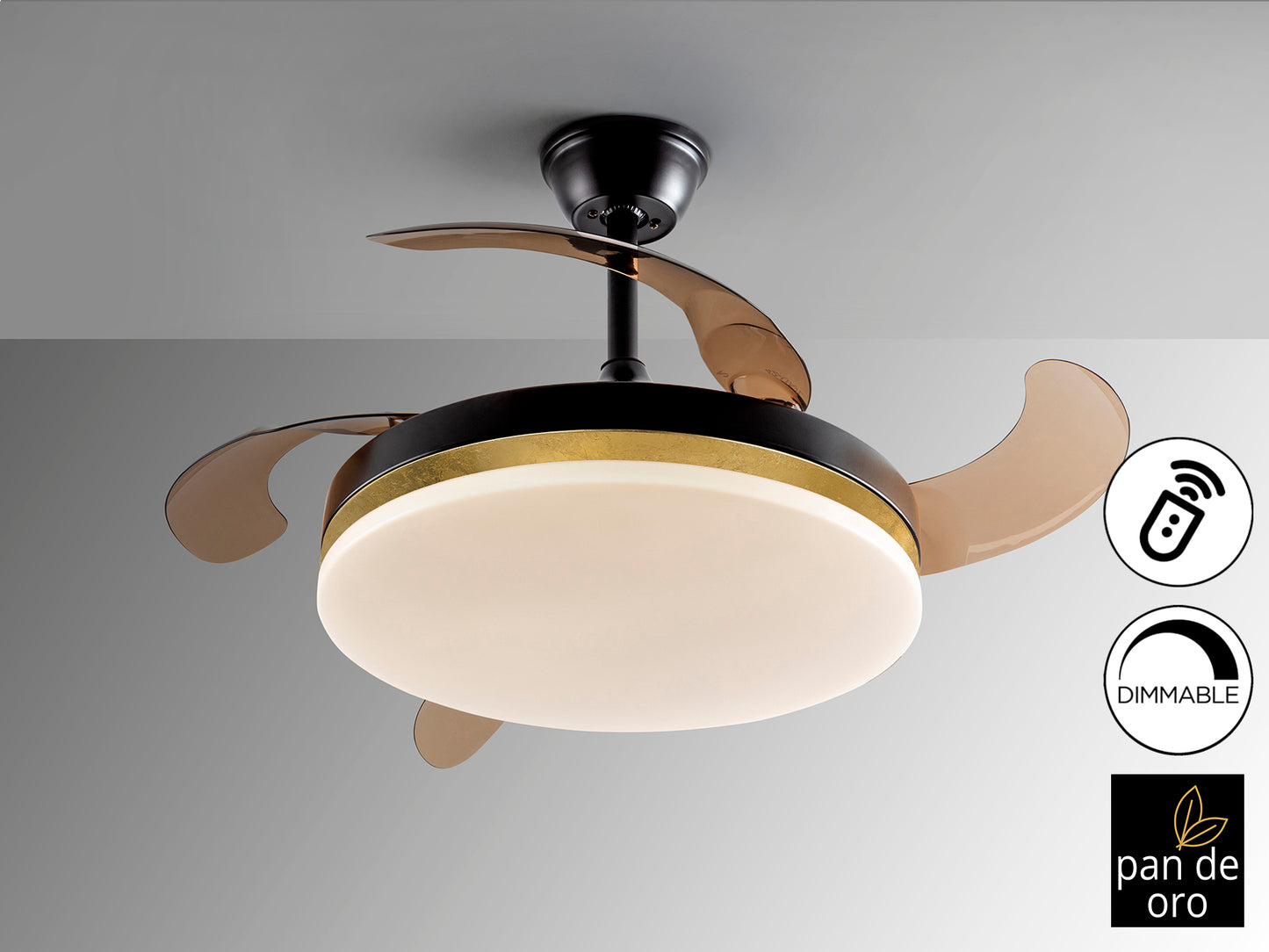 Ventilador de techo Vento negro y oro con luz LED regulable para dormitorio o salón, moderno y con aspas escamoteables, de la marca Schuller. Modelo 168360 con motor DC.