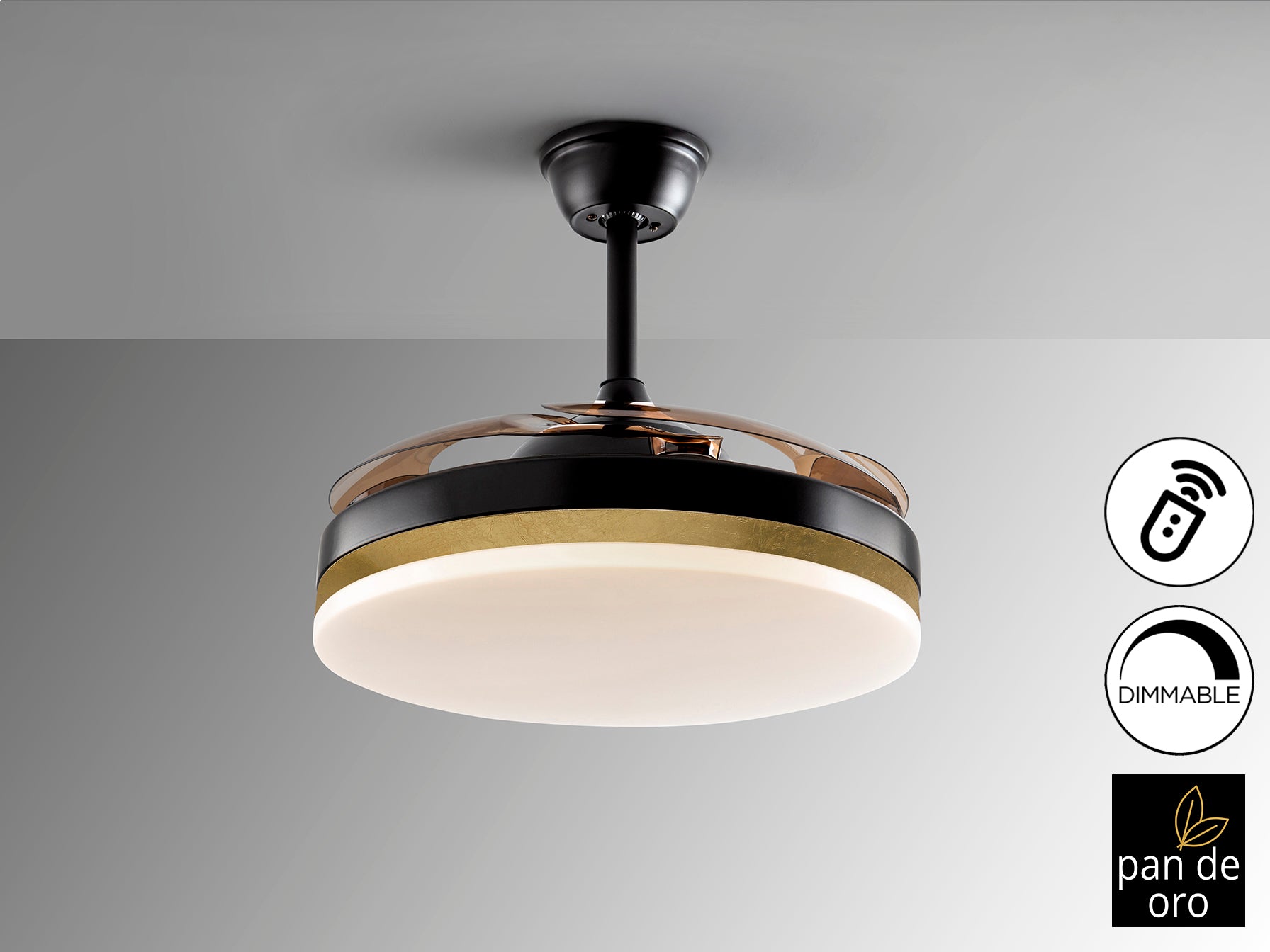 Ventilador de techo Vento negro y oro con aspas escamoteables, luz LED regulable y motor DC, ideal para dormitorio y salón. Modelo 168360 de Schuller.