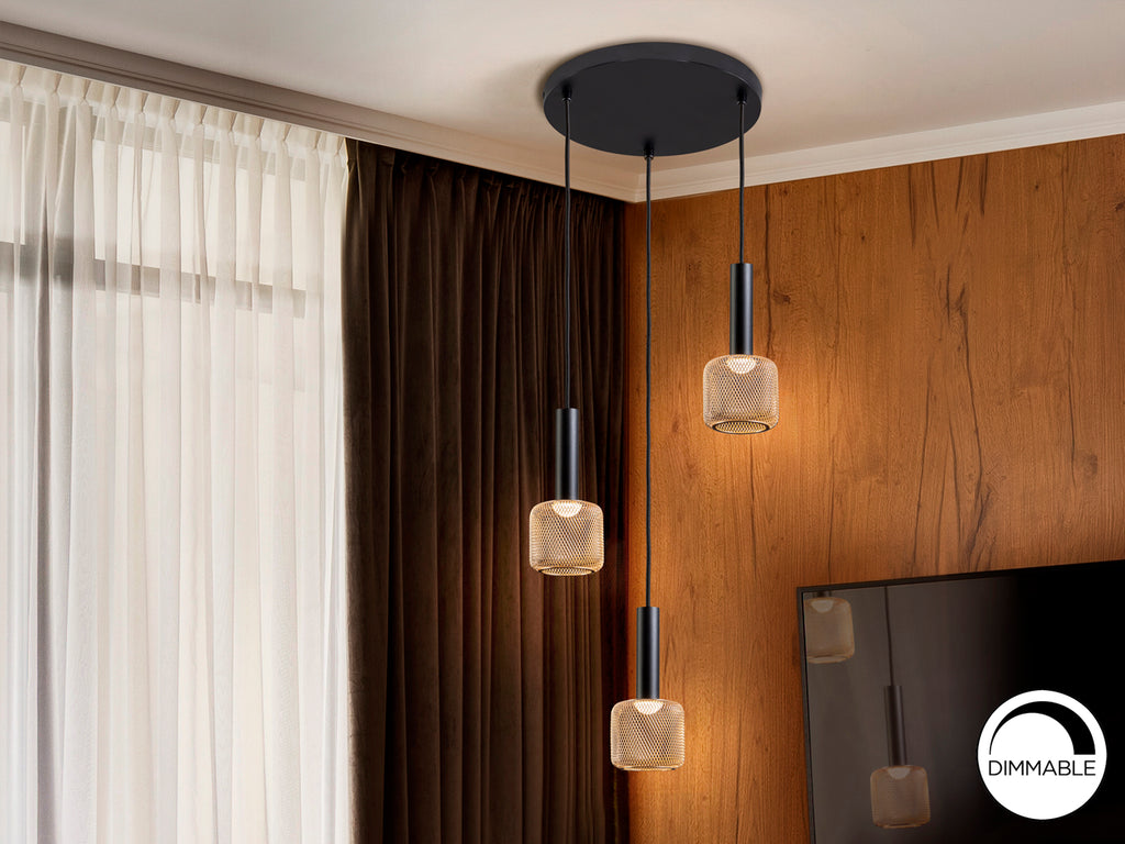 Lámpara colgante Sincro negro y oro de Schuller, diseño moderno con LED dimable, ideal para comedor y salón. Fabricada en metal y acrílico. Modelo 175470.