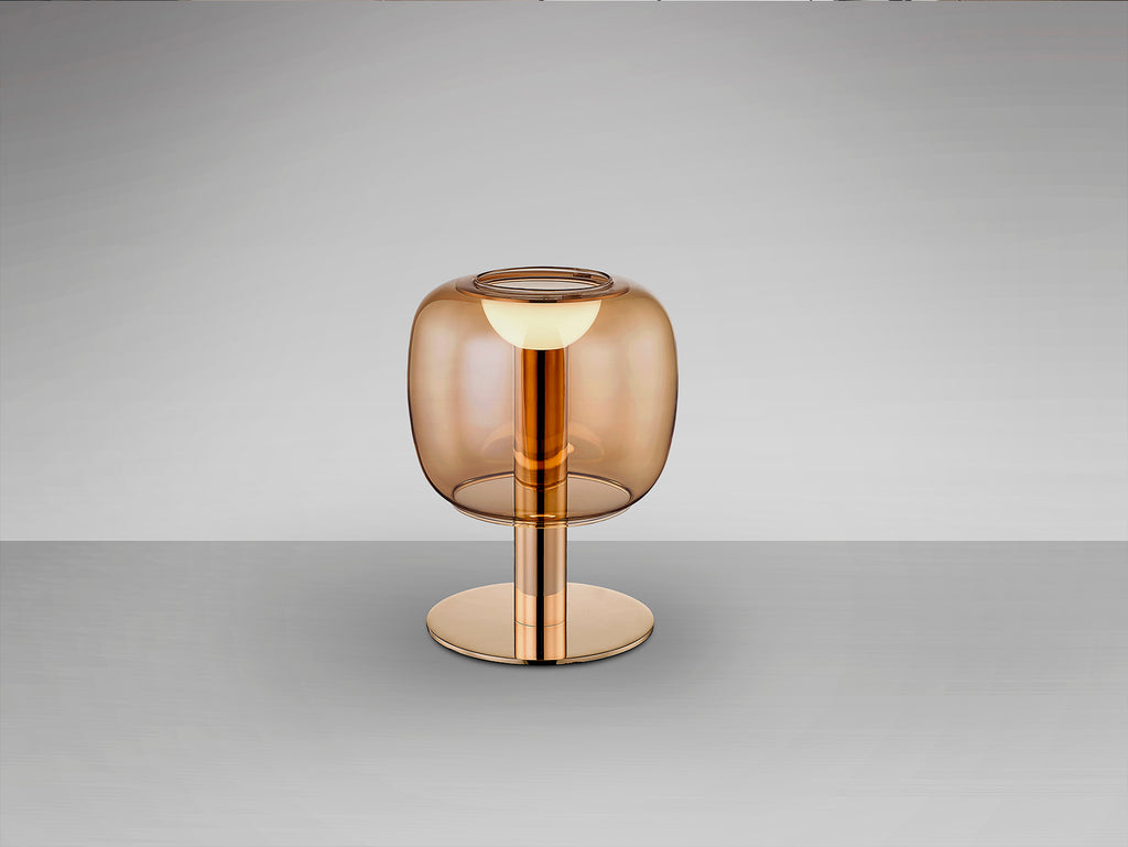 Lámpara de sobremesa Icon oro y ámbar de Schuller, diseño elegante con cristal y metal, ideal para salón.