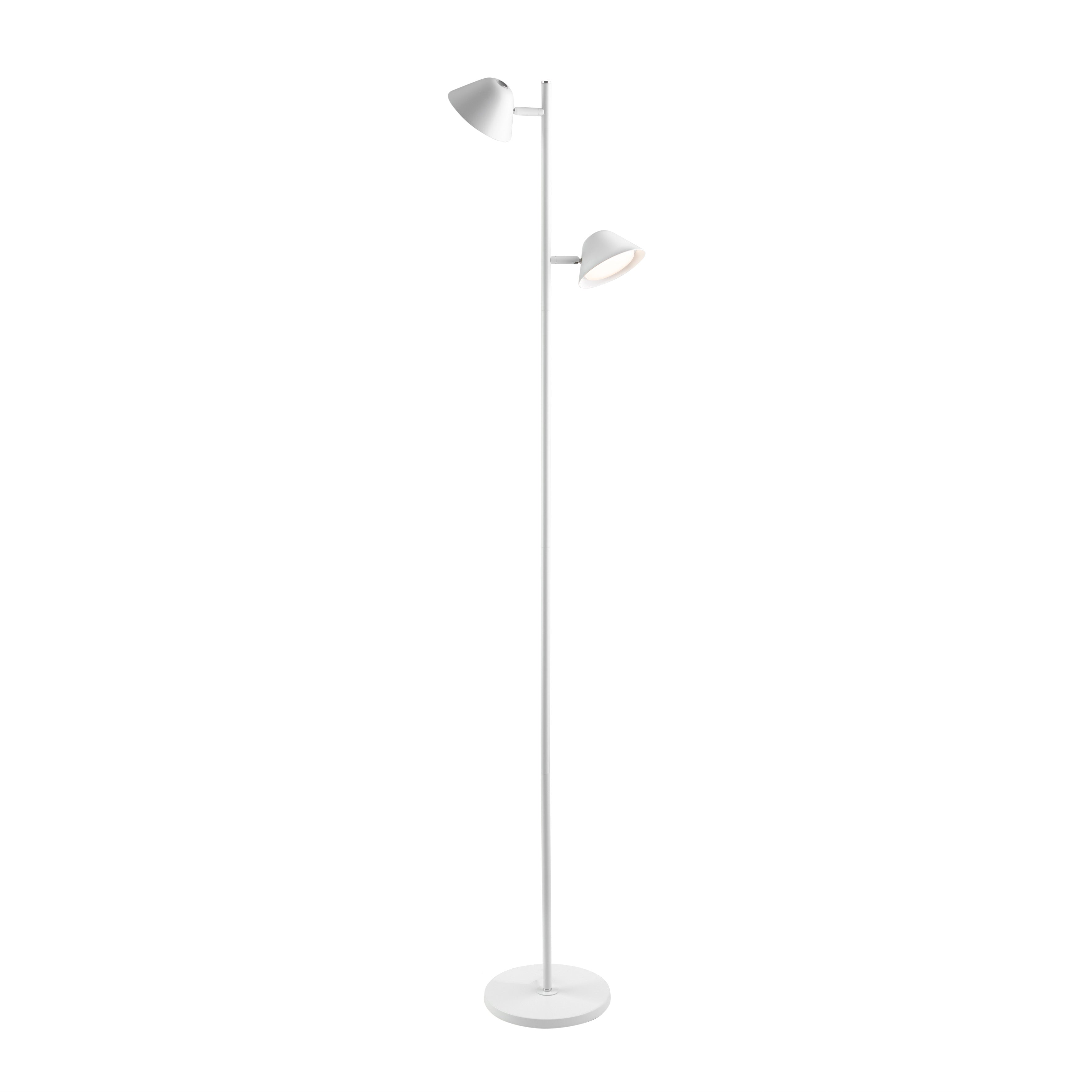 Lámpara de pie Taros 2L blanco mate de Schuller en salón moderno con LED integrado y control remoto, regulable, de metal, para iluminación decorativa.