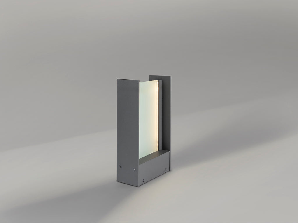 Baliza Exterior MATIA Gris Oscuro Schuller - Iluminación moderna para jardín y terraza en aluminio y cristal, diseño minimalista, código 216102