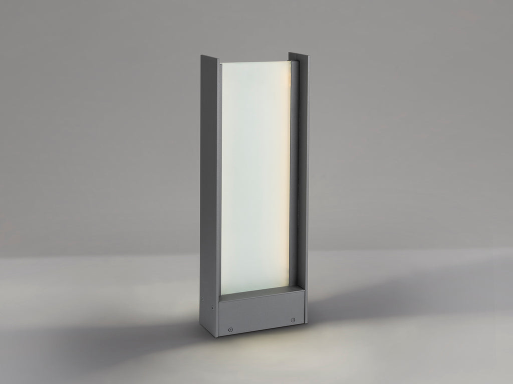 Baliza exterior MATIA en gris oscuro de Schuller, luz moderna de aluminio para iluminación industrial en jardín y terraza.