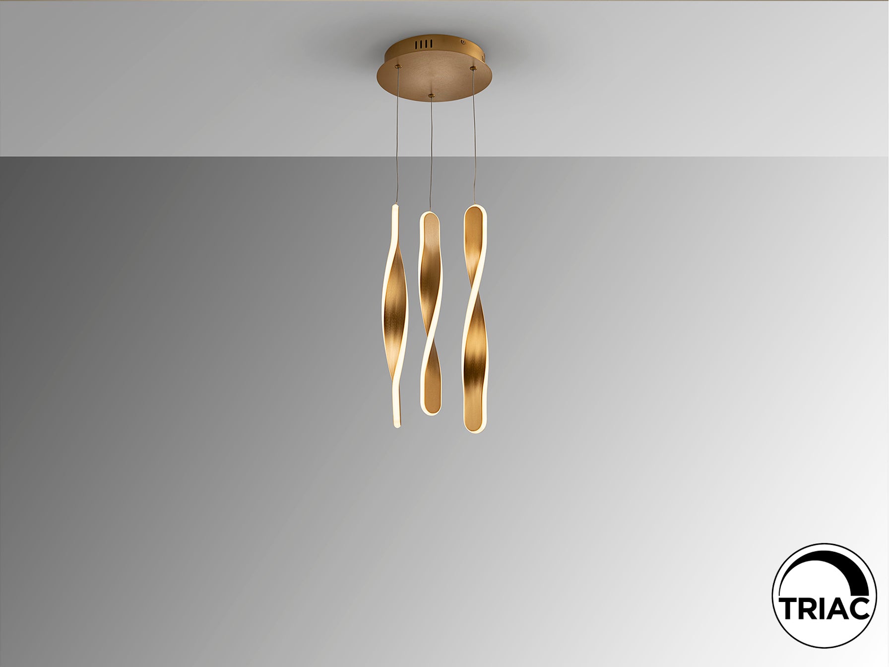 Lámpara de Techo Twist 3L Oro Cepillado Schuller, diseño Moderno Industrial para Comedor y Salón.