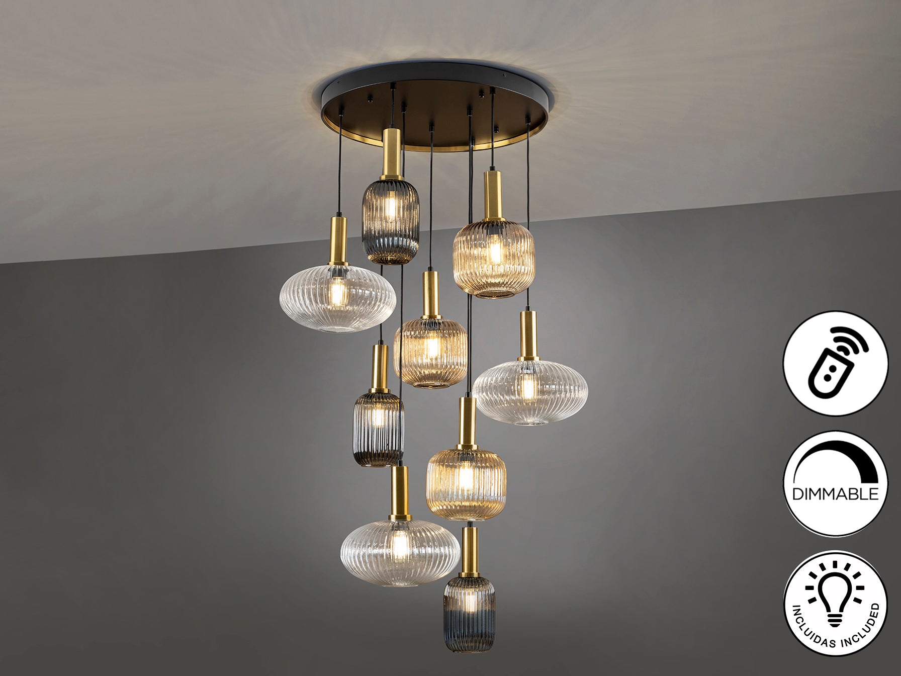 Lámpara de techo NORMA-LAMP 9 luces negro y latón Schuller, diseño moderno e industrial sofisticado, regulable en altura.