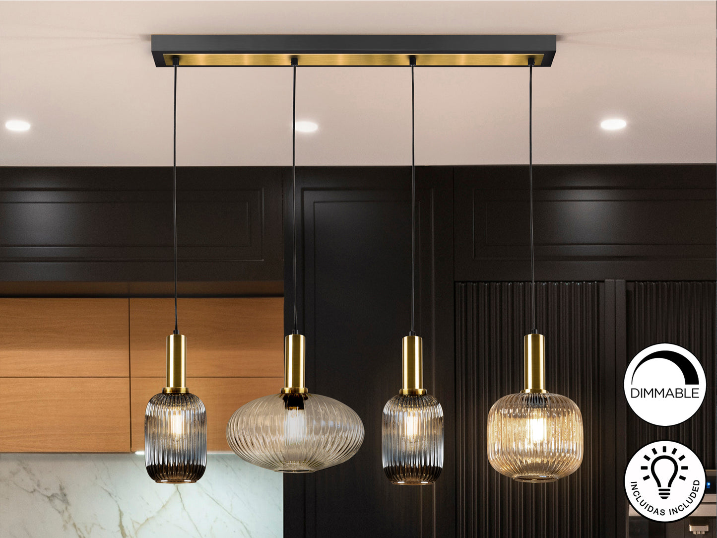 Lámpara de techo NORMA 4 luces en negro, latón y cristal de Schuller, diseño moderno e industrial sofisticado para comedor y salón.