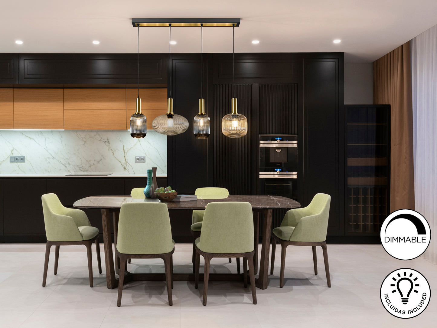 Lámpara de techo NORMA con 4 luces en negro, latón y cristal, estilo moderno industrial sofisticado de Schuller para comedor y salón.