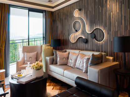 Aplique de pared Grafos Grande Negro Schuller, modelo 227018, diseño minimalista moderno en acero con tecnología LED.