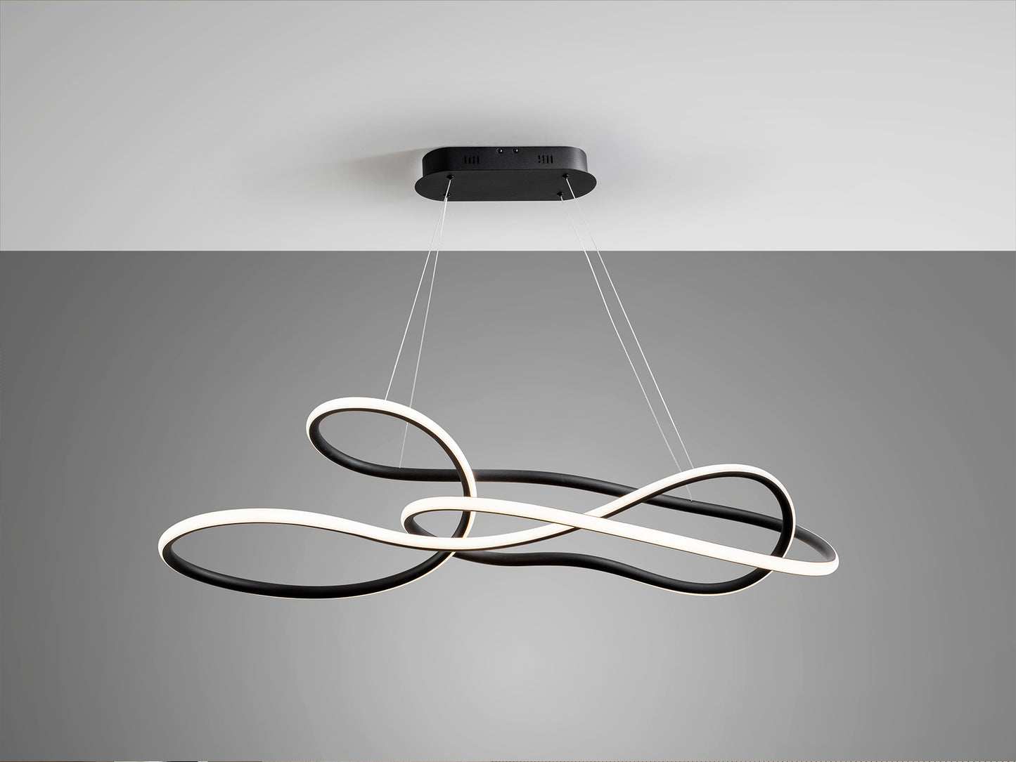 Lámpara de Techo Evania Gran en Negro Mate de Schuller, con LED Integrado, regulable en altura y dimmable, diseño moderno para comedor y salón.