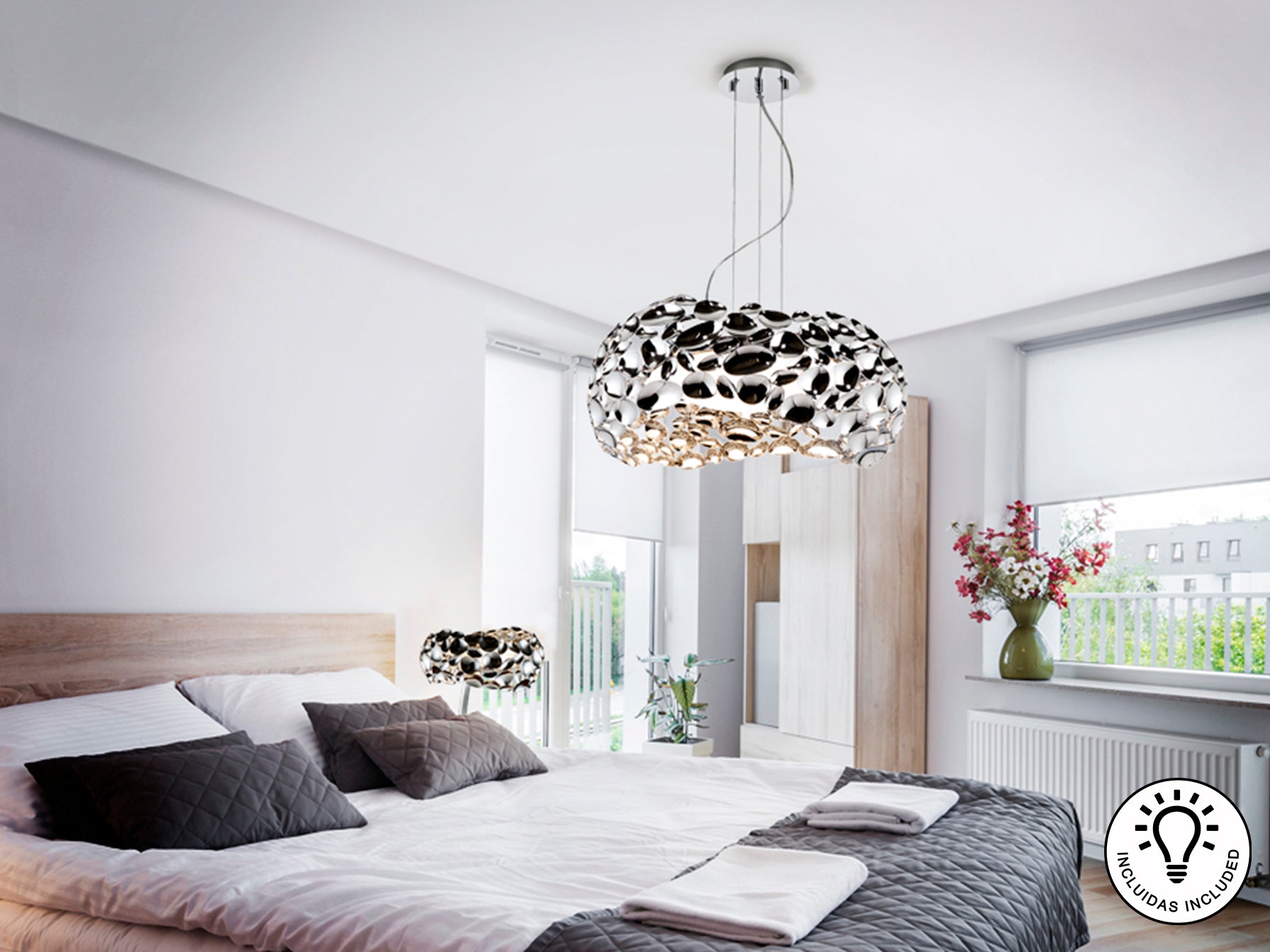 Lámpara colgante Narisa Ø47 cm cromado con 5 luces, de Schuller, en metal y acrílico, altura regulable, diseño moderno y contemporáneo para comedor o salón.