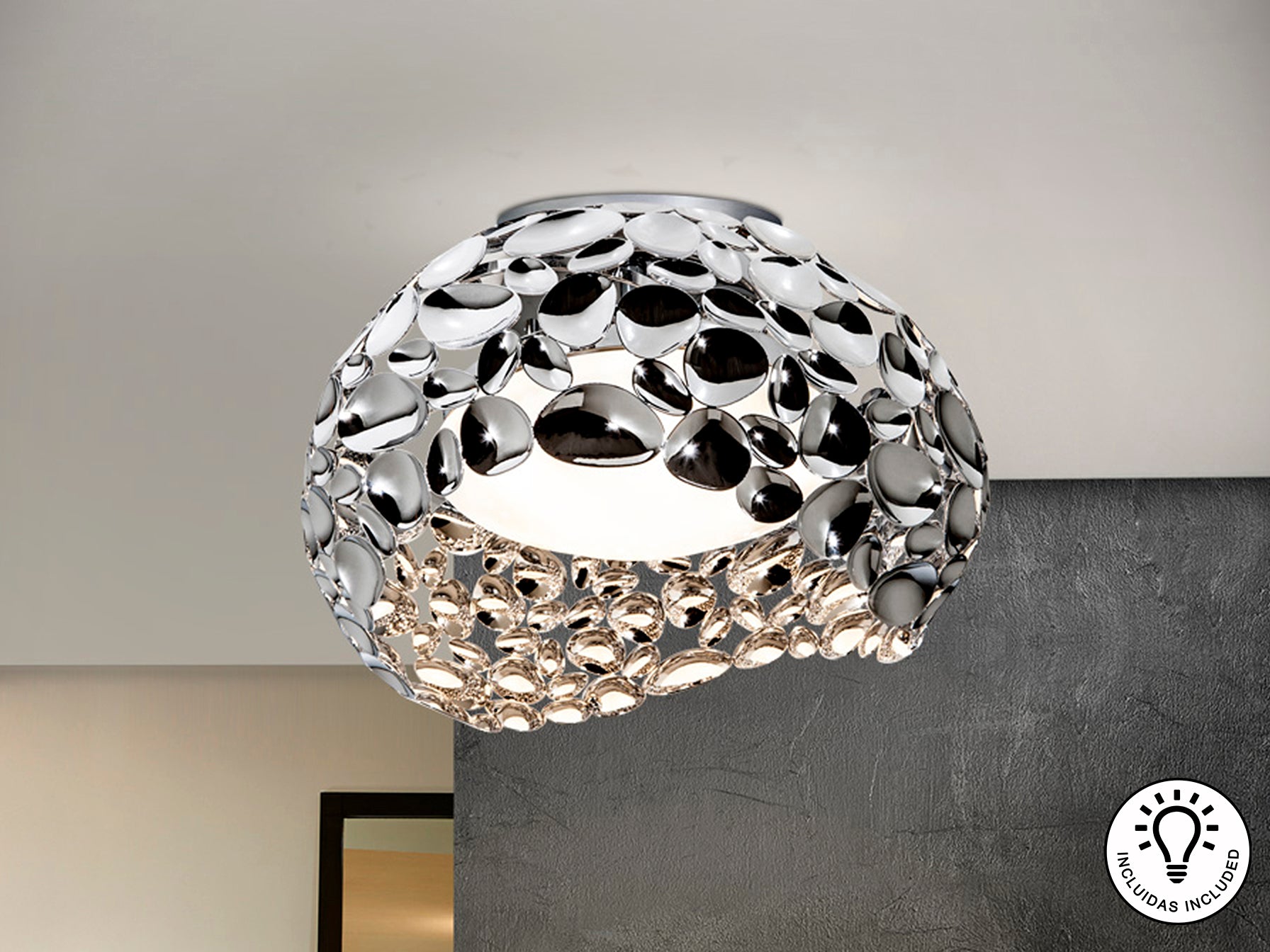 Plafón de techo Narisa Ø47 cm cromado con 5 luces, diseño moderno en metal y acrílico para salón, marca Schuller.