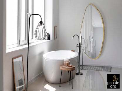 Espejo de pared MIMO Oro 80x170cm Schuller, estilo glam dorado para salón y recibidor.