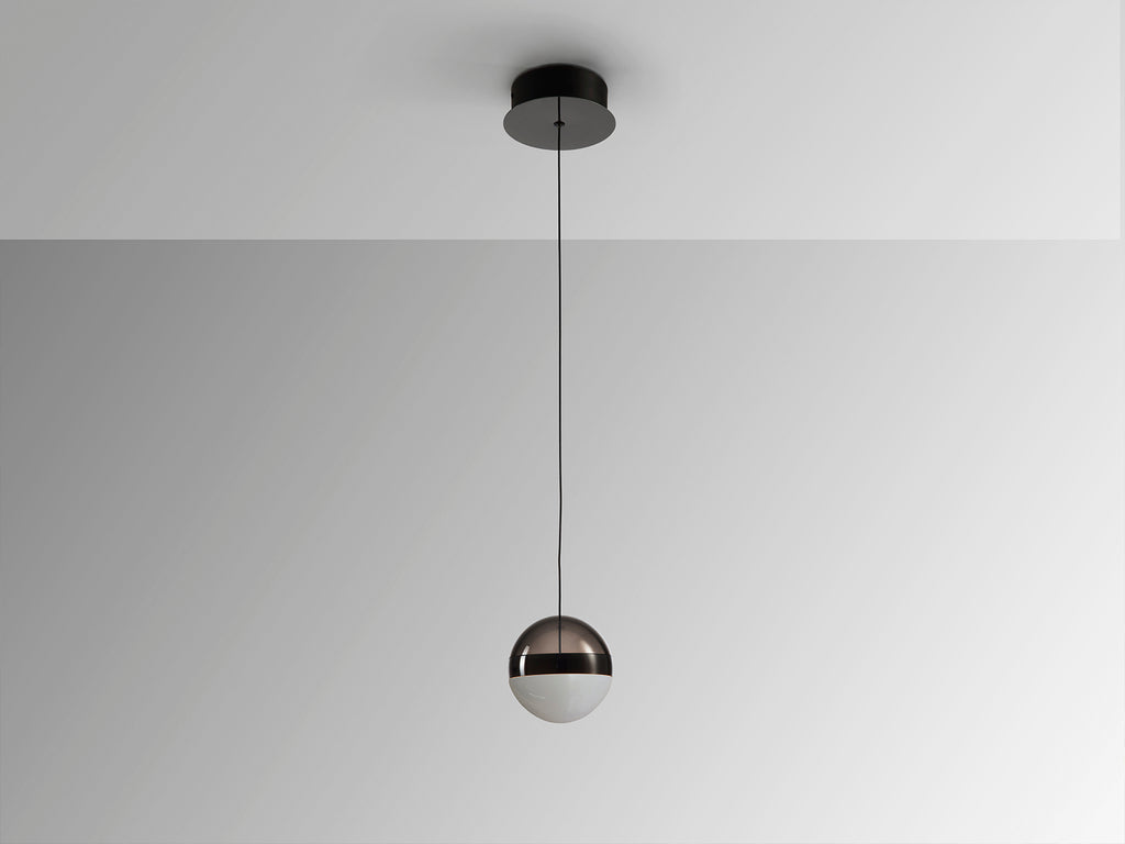 Lámpara colgante Orbes 1L cromo negro Schuller, con LED y diseño moderno en cristal y metal.