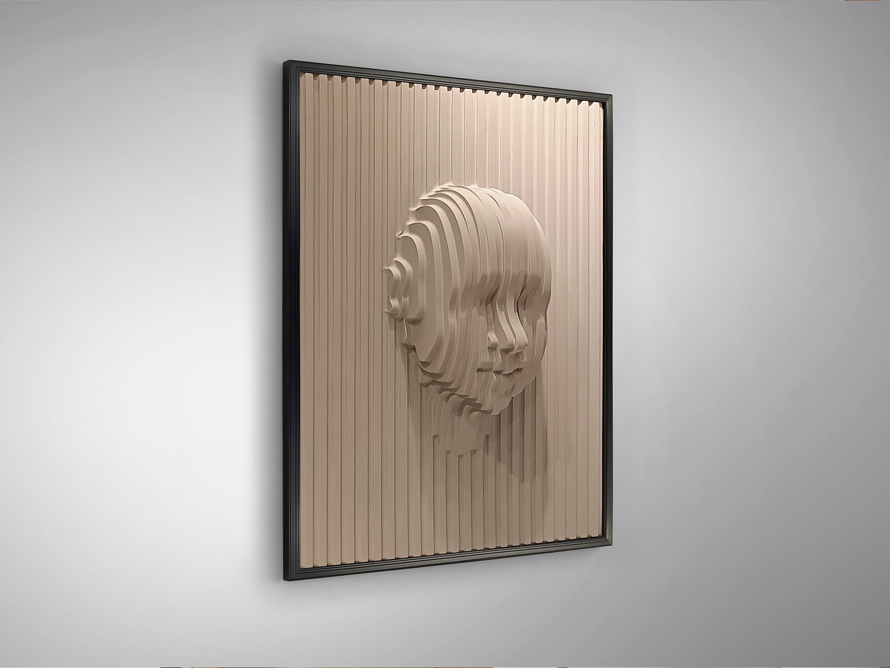 ```
Bajorrelieve decorativo BEIGE FACE de Schuller en beige y negro, ideal para la decoración de salones. Fabricado en DM y poliestireno con diseño minimalista y contemporáneo.
```