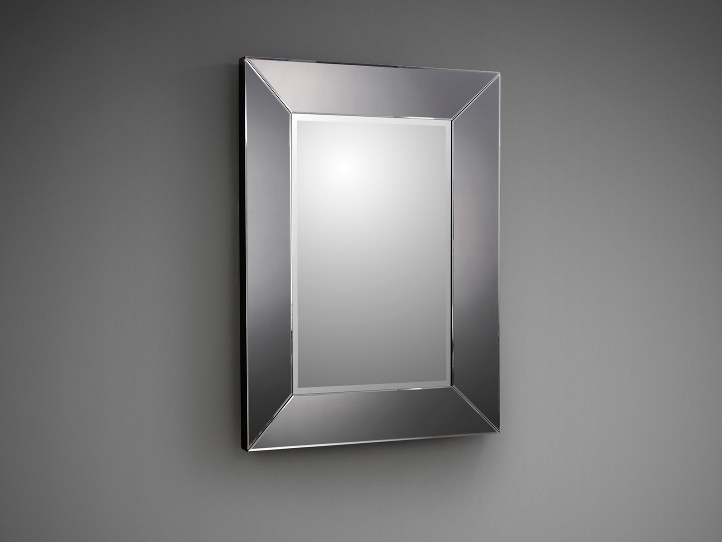 Espejo decorativo Roma 110x81 con marco Smoke de Schuller (302548) ideal para dormitorio, recibidor o salón. Diseño moderno con cristal y detalles Smoke de la colección Roma.