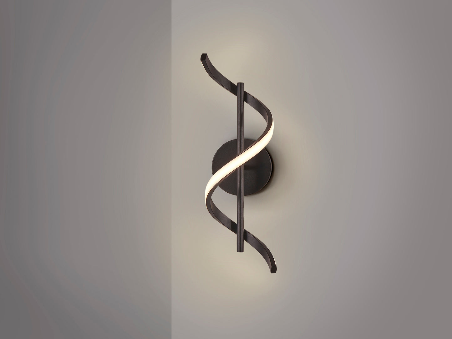 Aplique Boa Negro LED de aluminio y metal de diseño minimalista y moderno de Schuller, modelo 307897, ideal como plafón de techo.