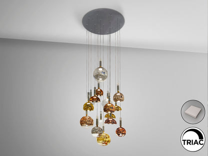 Lámpara de techo Charlize 16 luces multicolor de Schuller, diseño Art Déco con estructura de aluminio gris oscuro, ideal para salón y comedor moderno con iluminación LED y cristal.