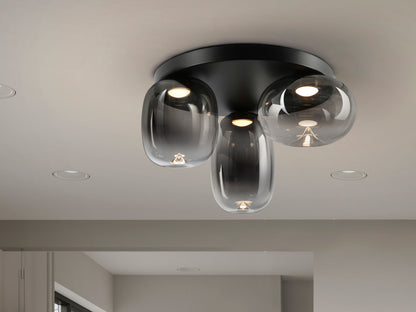 Plafón de techo Onice 3 luces negro y gris smoke, diseño moderno e industrial con LED integrado, fabricado en metal y cristal por Schuller.