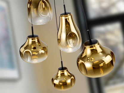 Lámpara de techo Aledis 5 luces negro y dorado de Schuller, diseño moderno con detalles de cristal, ideal para salón. Regulable en altura. Modelo 314862.